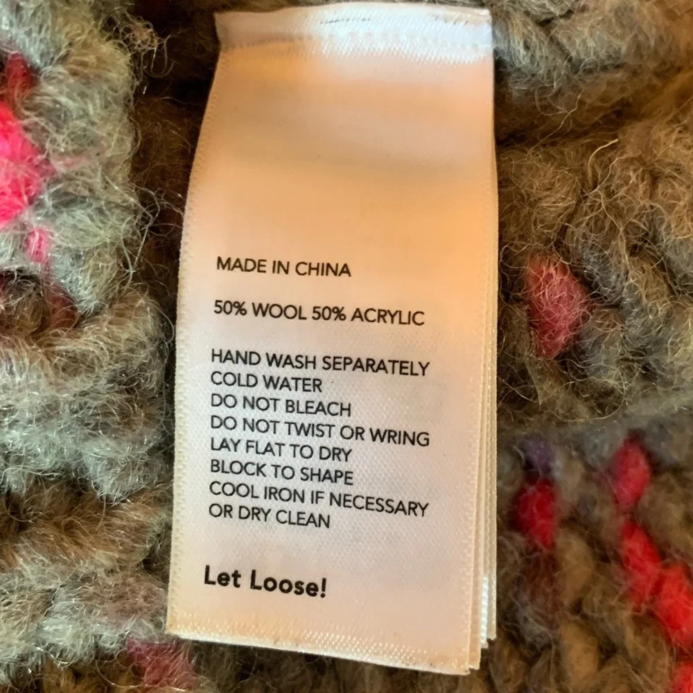 Kate Spade women’s sweater wool blend pink gray size medium runs small boxy cozy